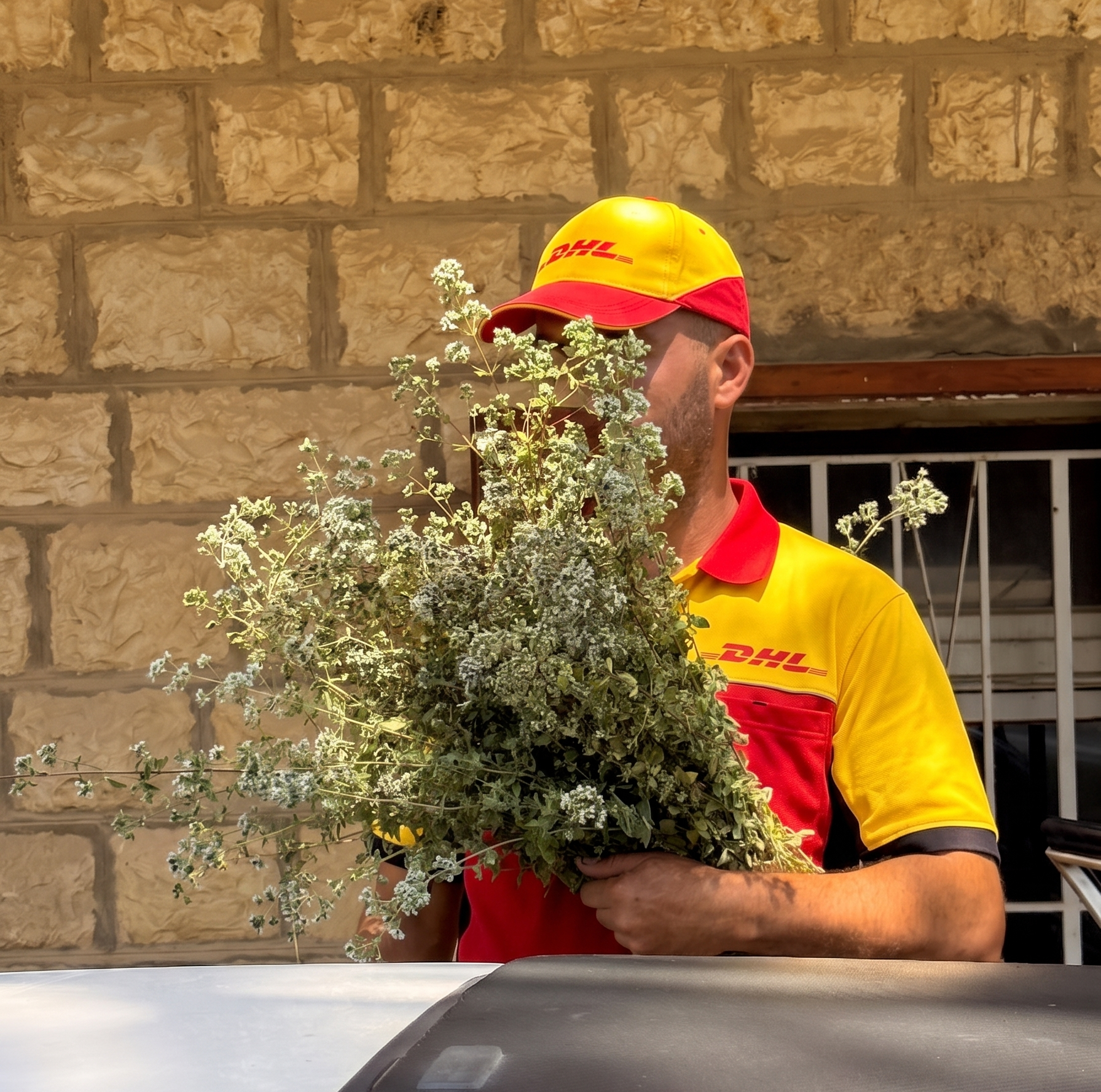 Colis zaatar prêt à être expédié